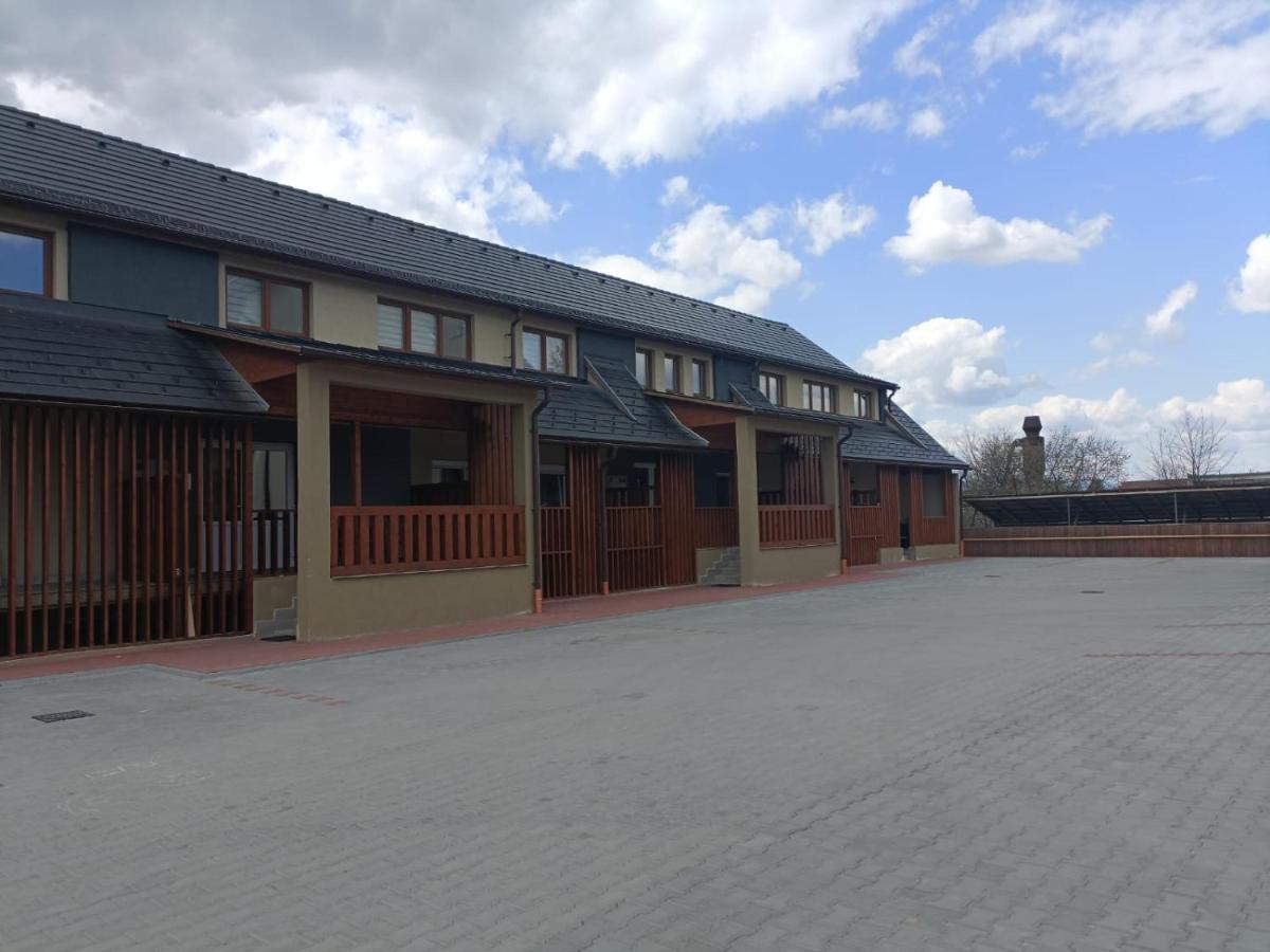 New Apartment Apartament Modern Recent Construit Modern Ujepitesu Tarsashazi Lakresz Miercurea Ciuc Exterior foto