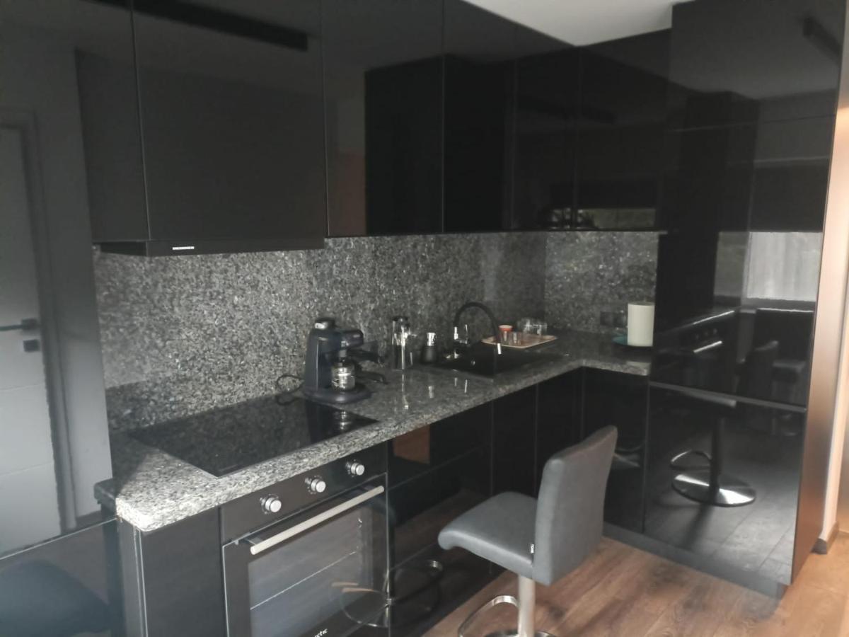 New Apartment Apartament Modern Recent Construit Modern Ujepitesu Tarsashazi Lakresz Miercurea Ciuc Exterior foto